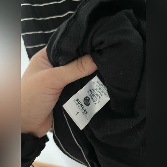 Sundry Ruched Sides T-shirt Dress black Striped - Picture 7 of 8